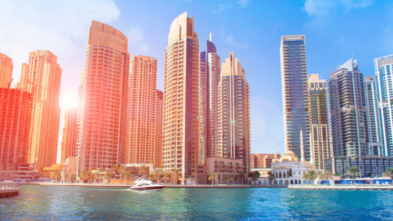 Dubai S Luxurious Real Estate Market Surges 27 49 In 2023