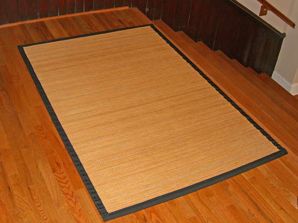 http://3.bp.blogspot.com/-WxYXZEiwqyg/UiBob4qjcZI/AAAAAAAACA8/eXMZhJsYCdU/s640/Bamboo-Rugs.jpg