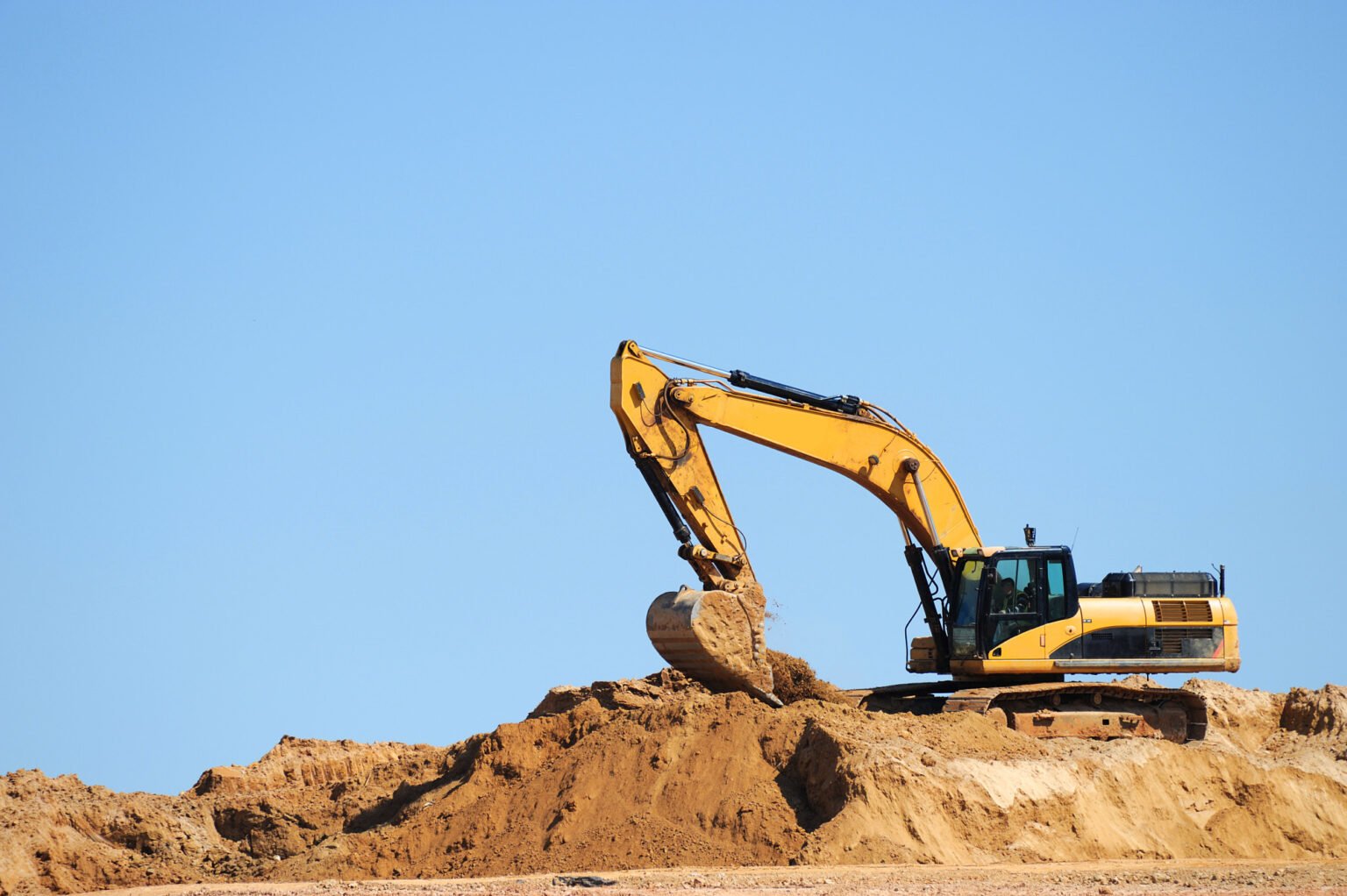 Options for Disposing Construction Equipment and Heavy-Duty Vehicles