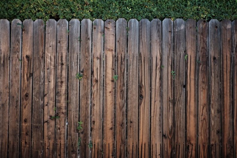 Guide to Buying the Perfect Commercial Florida Fence