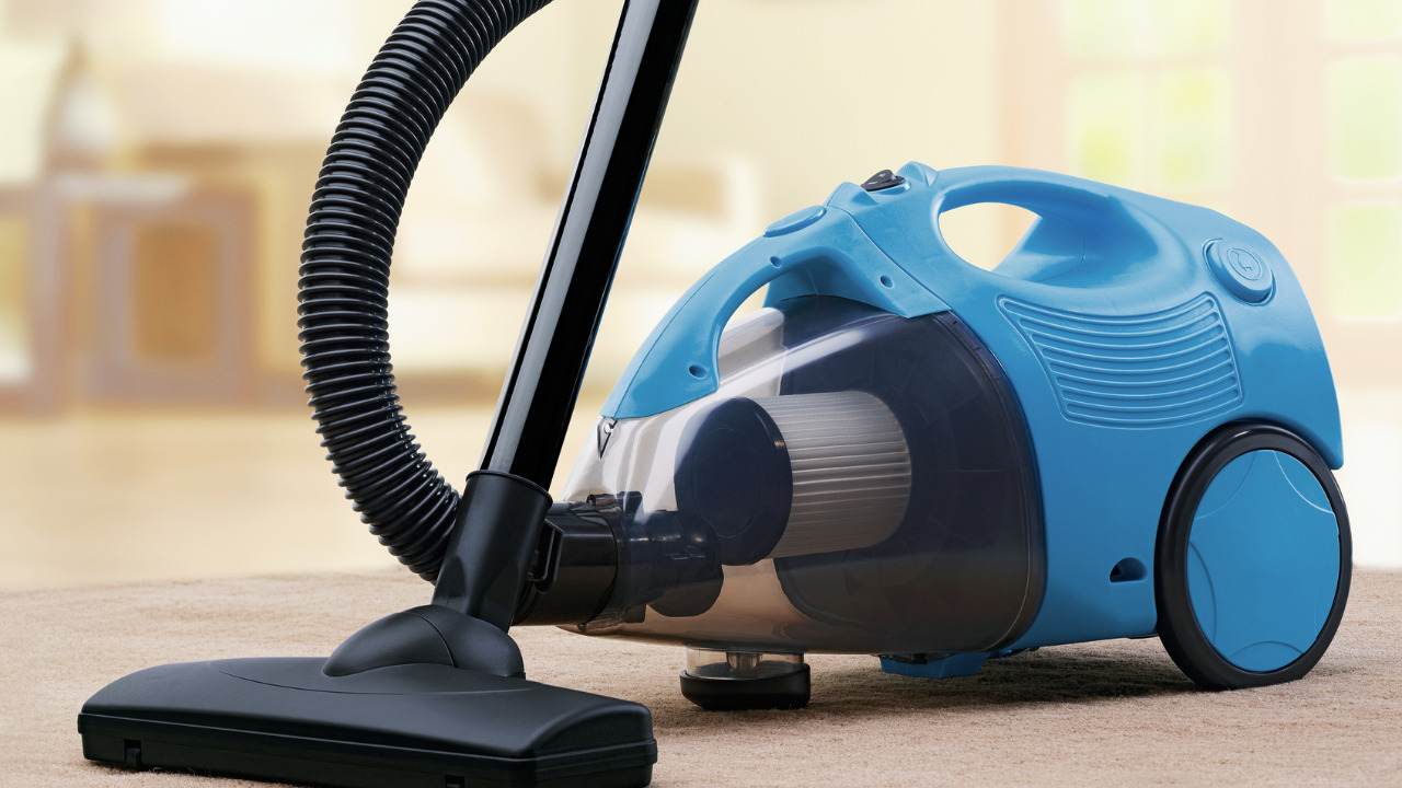 Plug The Hoover Cleaner