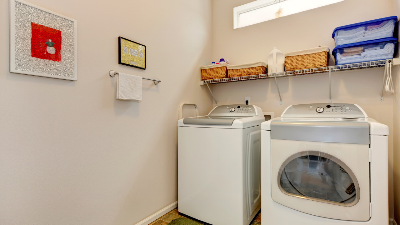 Choose-Neutral-Colors-For-the-Laundry-Room