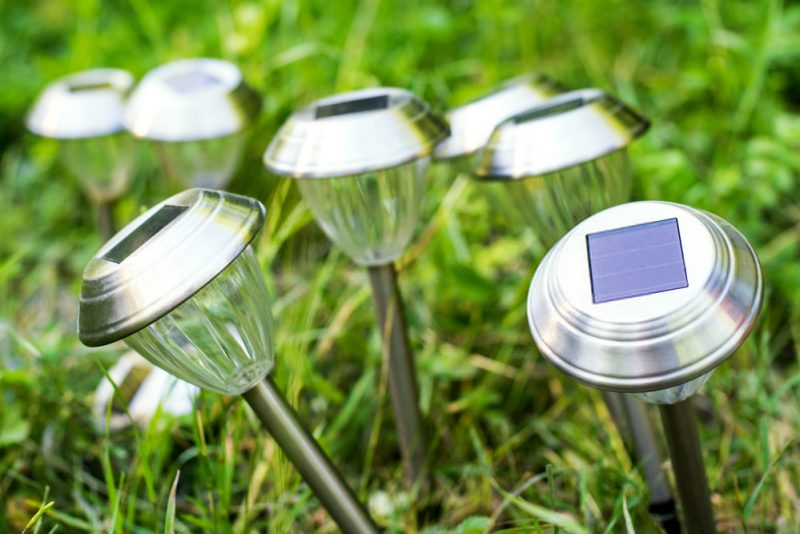 An Arranged Solar Lighting and its Benefits In a Lawn