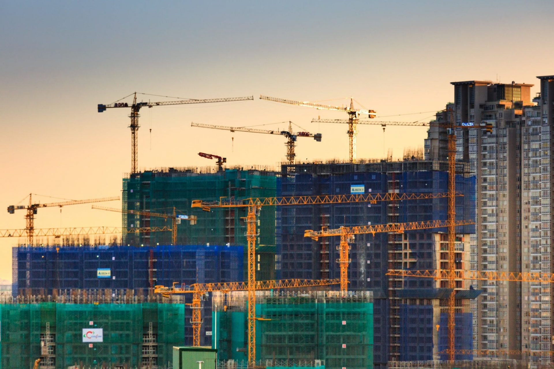A Comprehensive Guide to Starting Your Own Construction Business