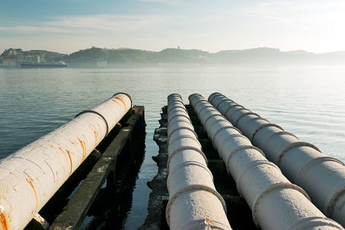 Extracting fresh water from sea or ocean through pipes