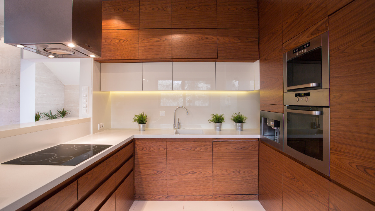 What Color Flooring Compliment Cinnamon Kitchen Cabinets White Appliances