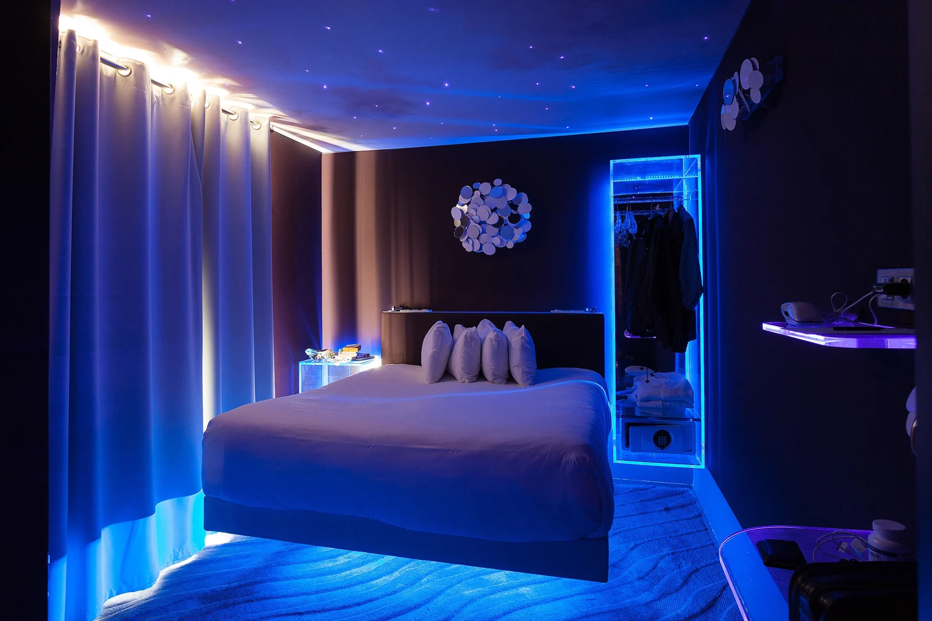 led strips bedroom