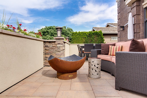How to Choose Between Different Modern Patio Design Ideas