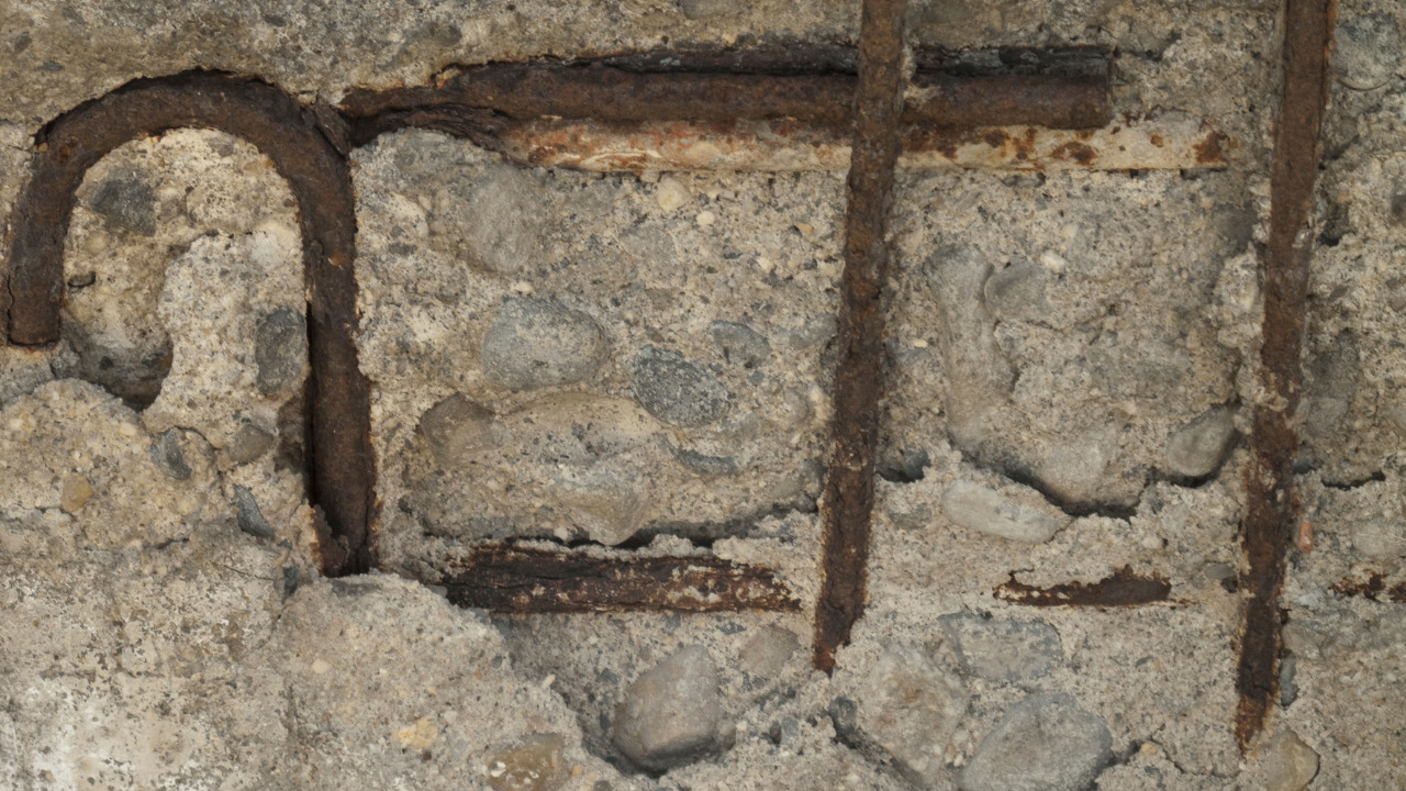 Reinforcement corrosion in concrete
