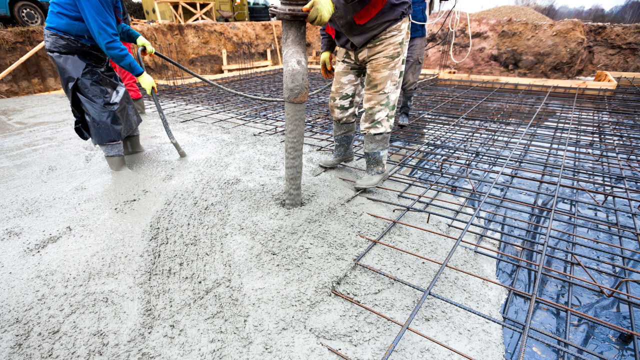 Casting of a reinforced concrete member