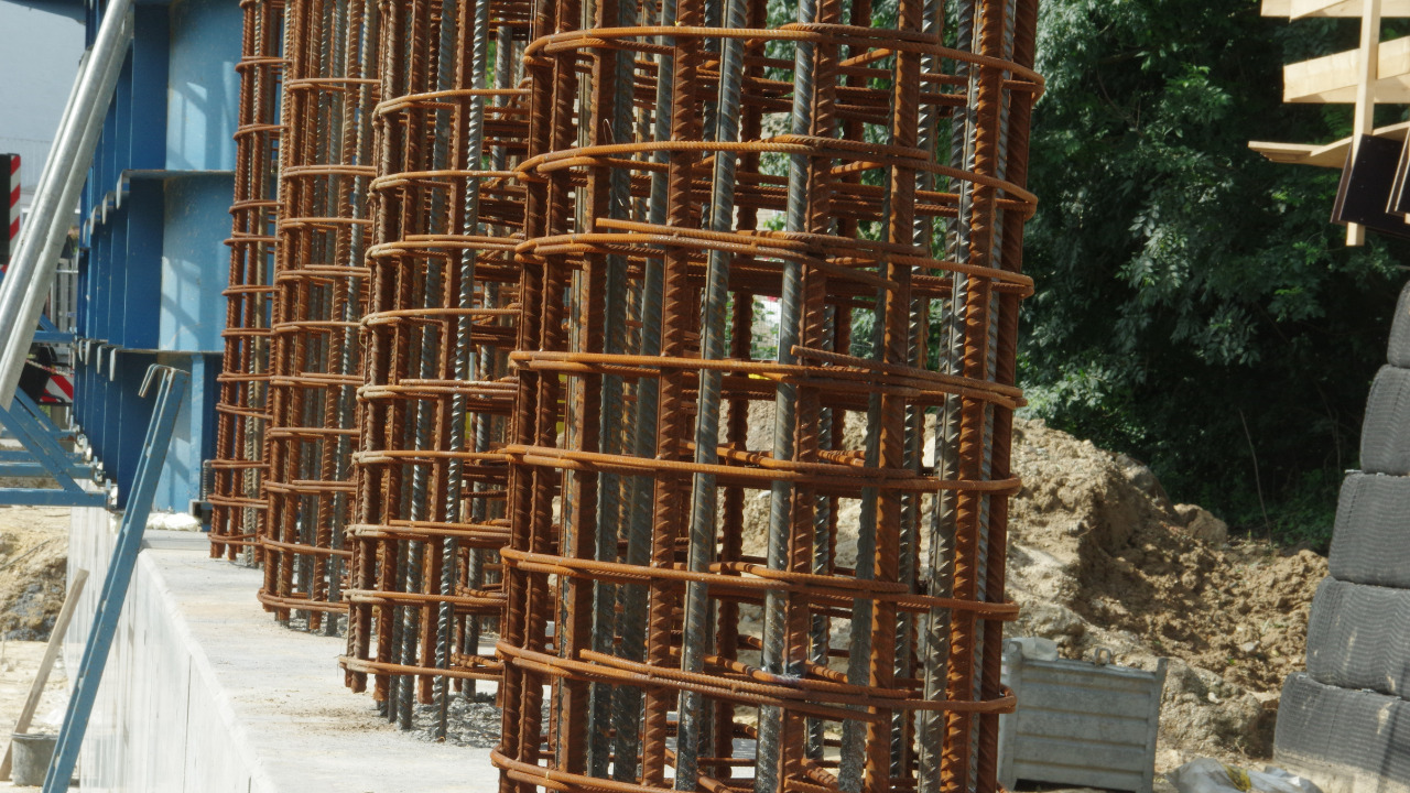 Spiral reinforcement for columns