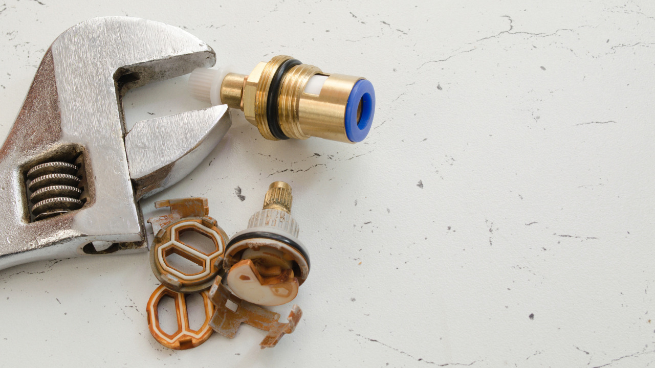 How To Fix A Leaky Kitchen Faucet?