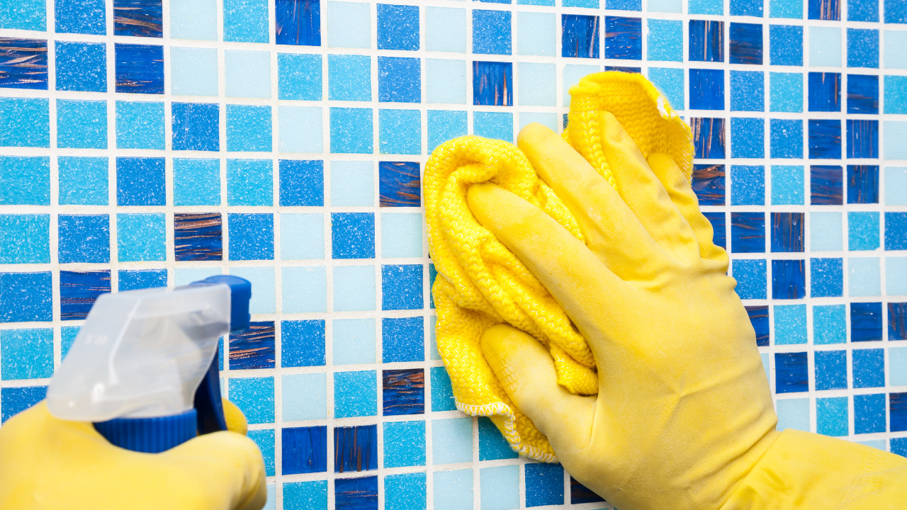 Clean Bathroom Tiles with Natural Cleansers