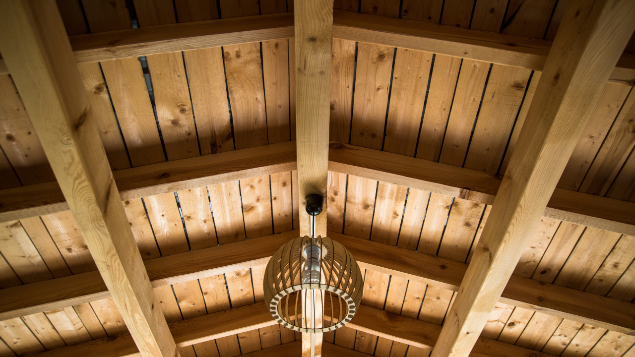 Beam ceiling made from timber