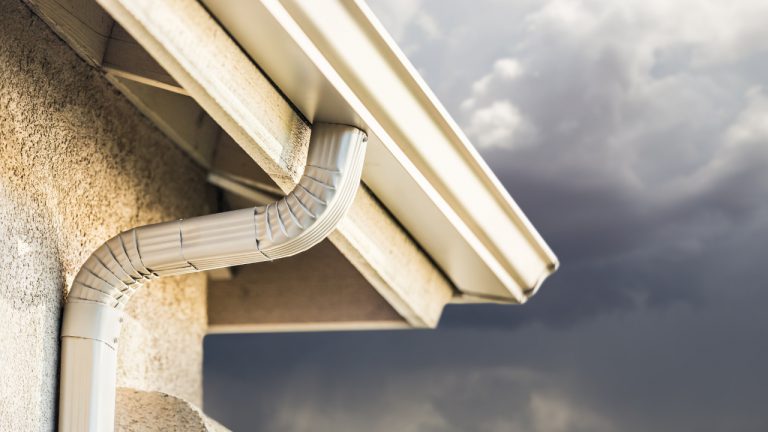 9 Efficient Steps For Rain Gutters Installation - Construction How