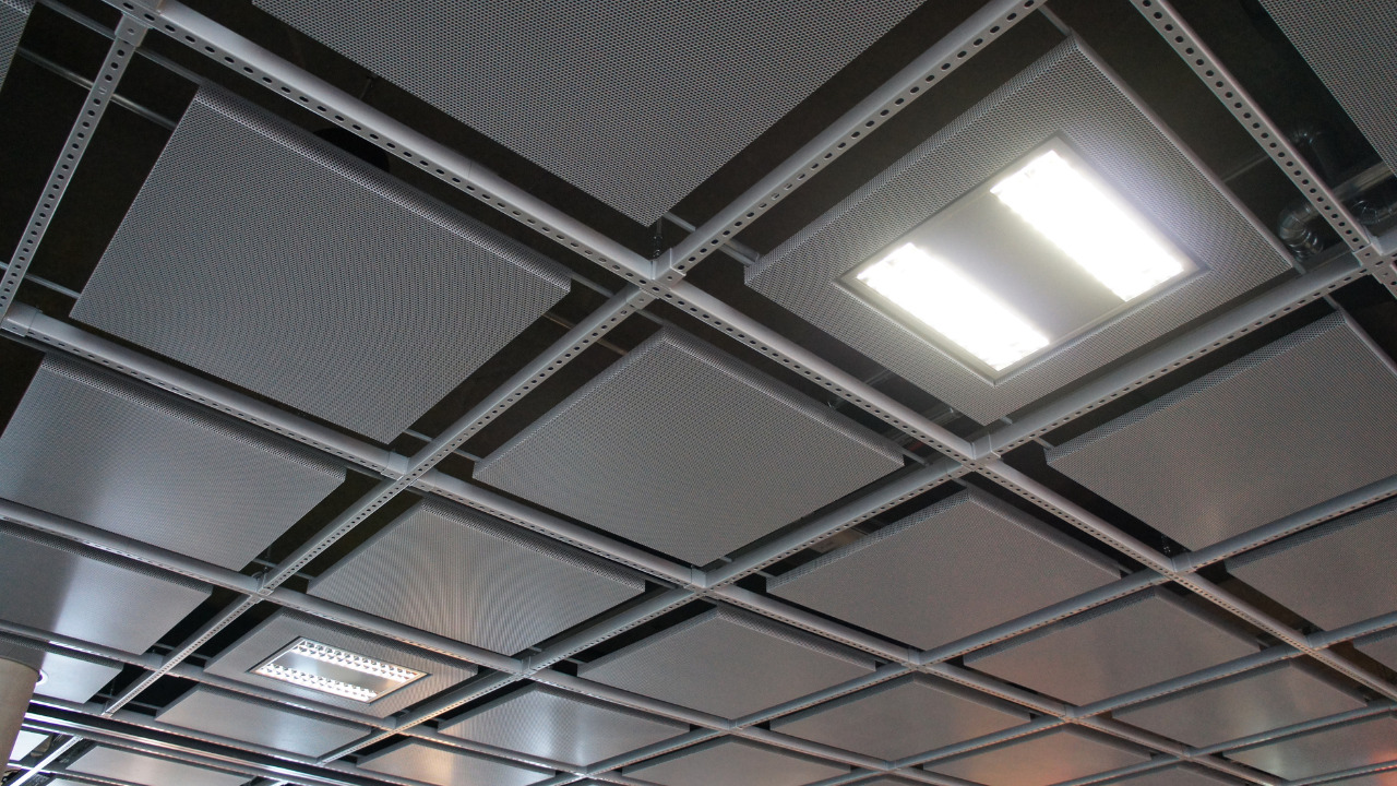 Suspended ceiling 