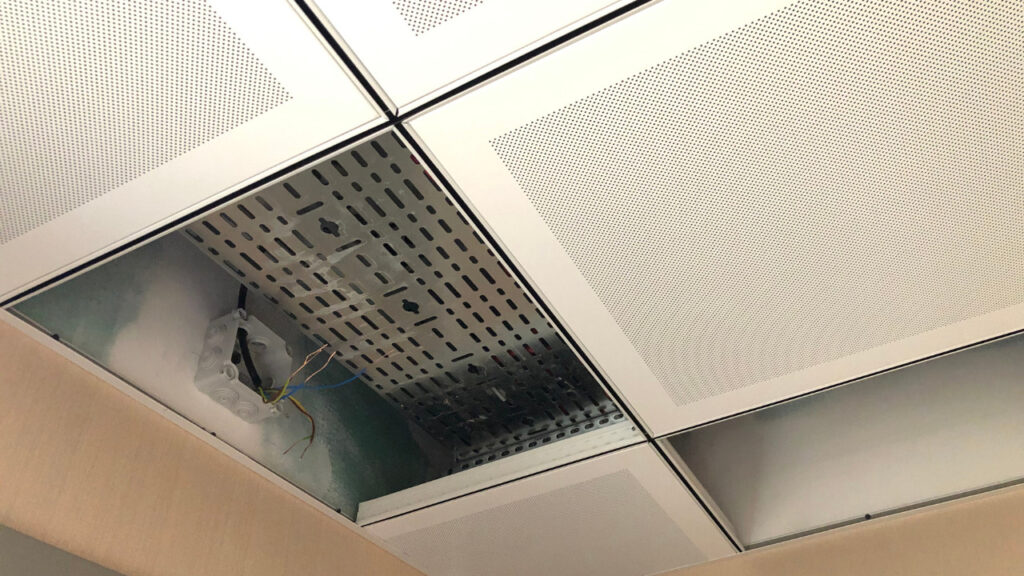 Installing drop ceiling methods