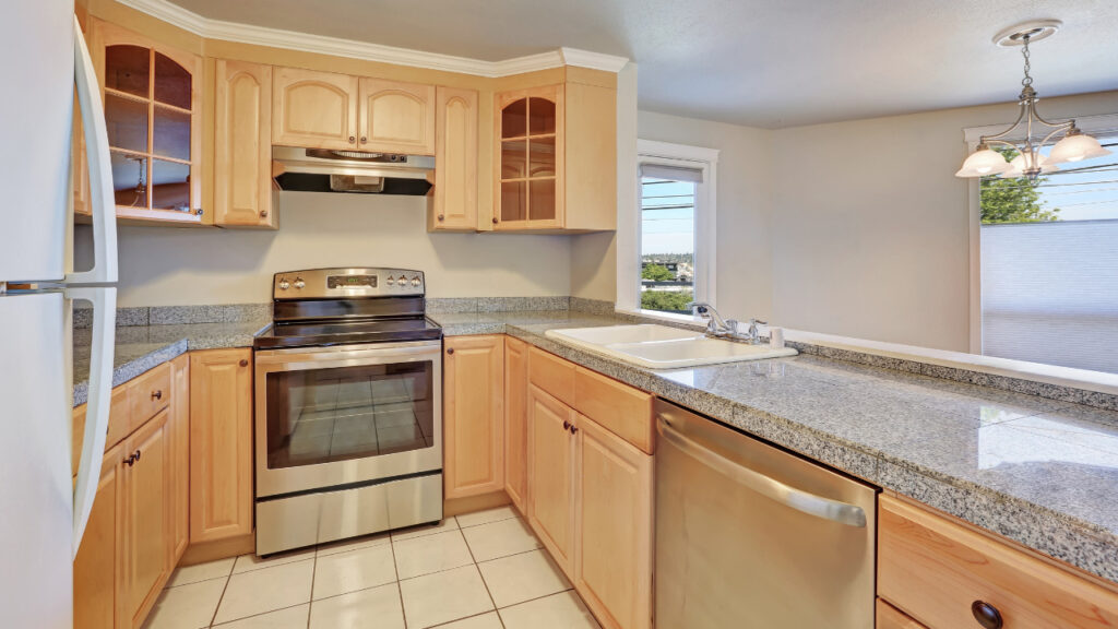 U-Shaped Galley Kitchen Layout